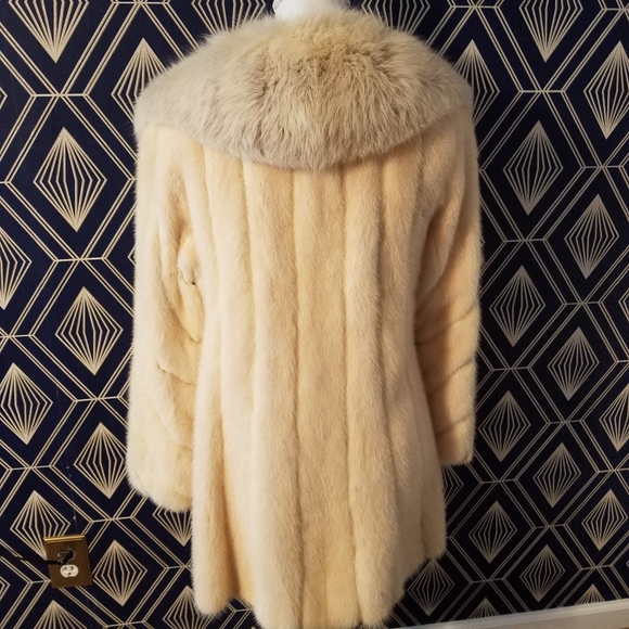 White Fur Coat - Real Fur! Custom 50's - Picture 4 of 5